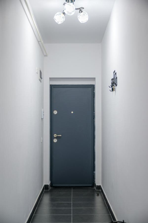 Nina House Apartment ทาร์กู จิอู ภายนอก รูปภาพ