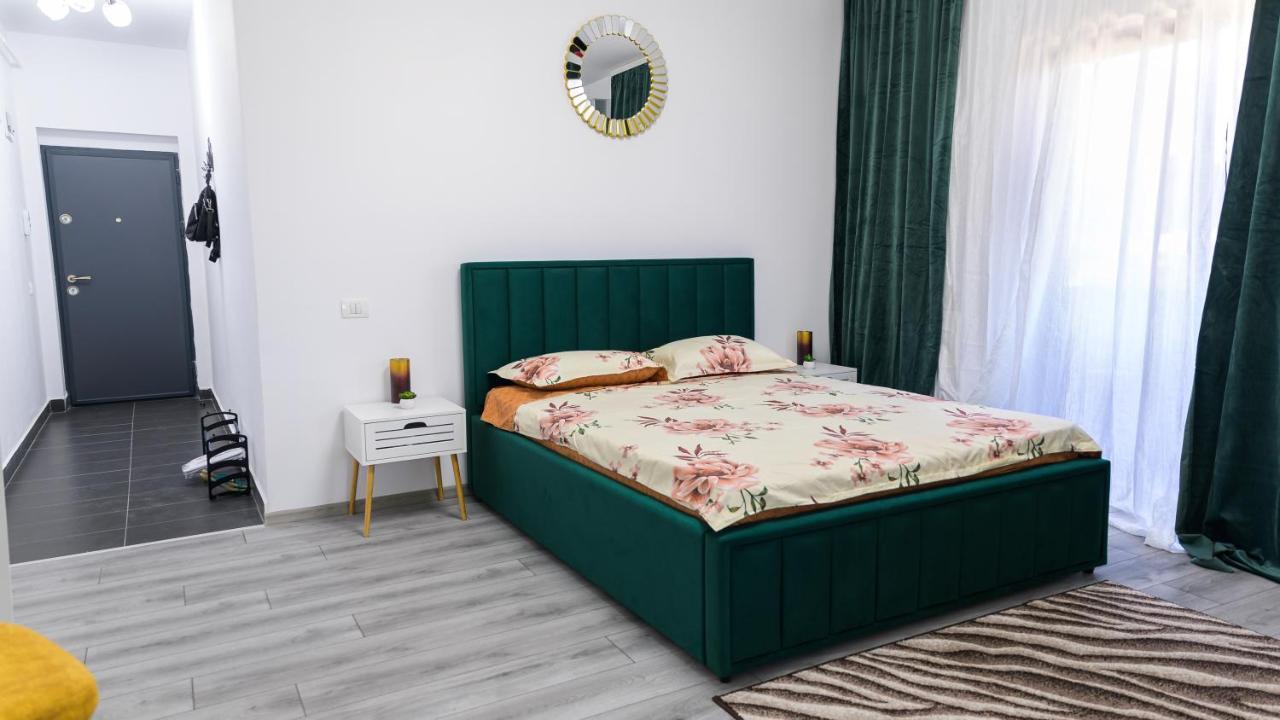 Nina House Apartment ทาร์กู จิอู ภายนอก รูปภาพ